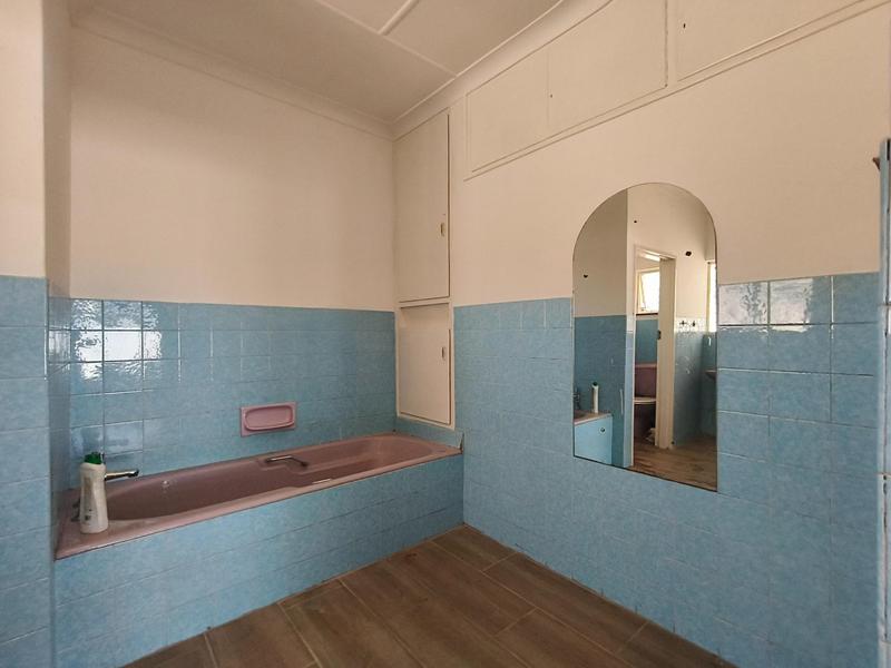 To Let Commercial Property for Rent in Mthata Eastern Cape